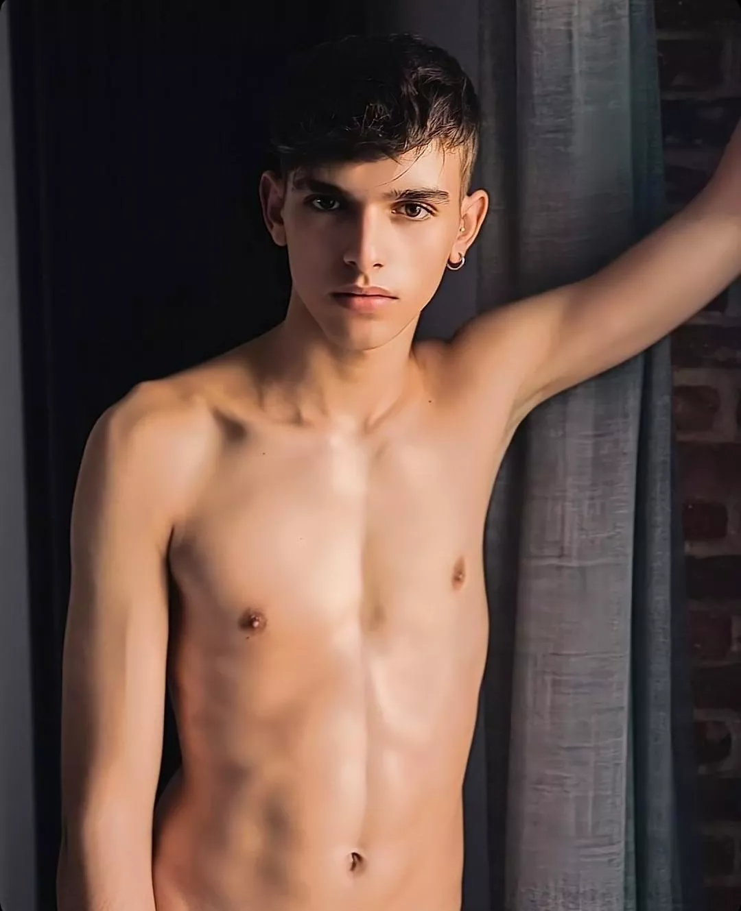 Model: Sergio...pic submitted by photographer 📸 Jordan Ferreira posted by JaguarAccomplished15