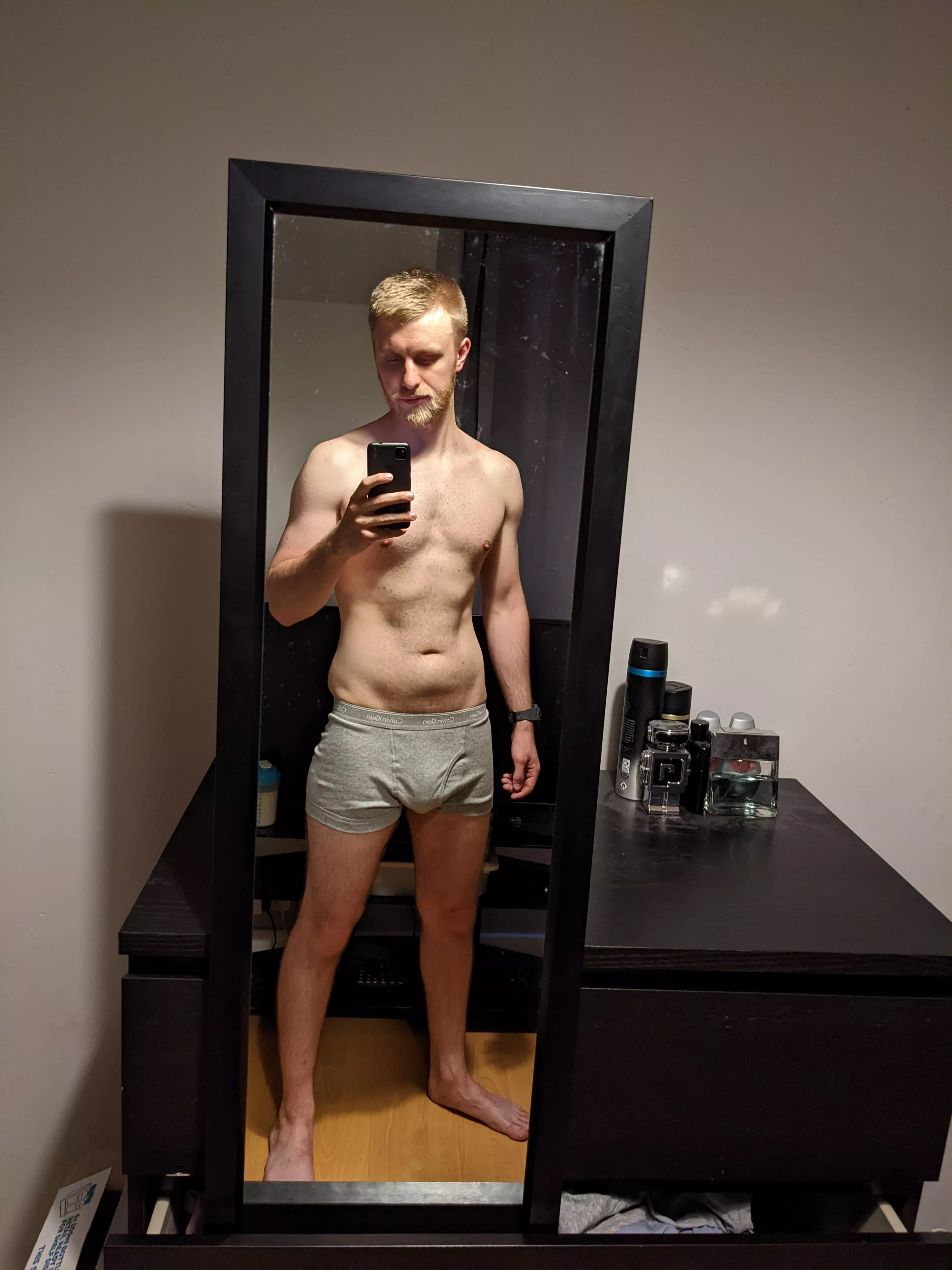 Modest physique, not so modest bulge posted by cpeyton94