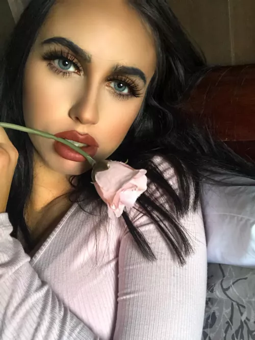 Moi 💕😊 by Lucky_Ad3616