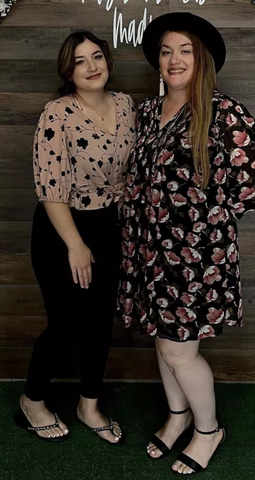 Mom daughter by Kikitim23