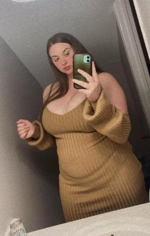 Mom has been acting strange since the divorce by Ingramthegoat