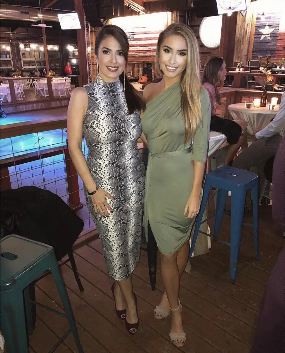 Mom [left] does not age🥵🥵 posted by nickhanes3