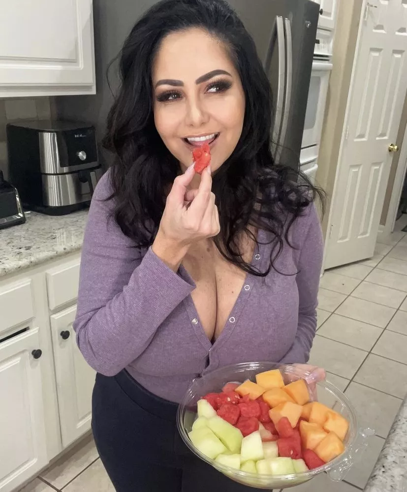 mom made breakfast posted by CarlosLoretDeMola