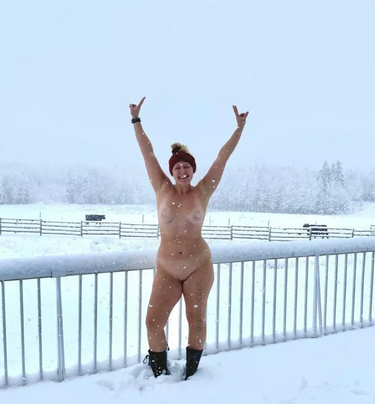 Mom of the cows 🐄 posted by ProfessionalTear6088