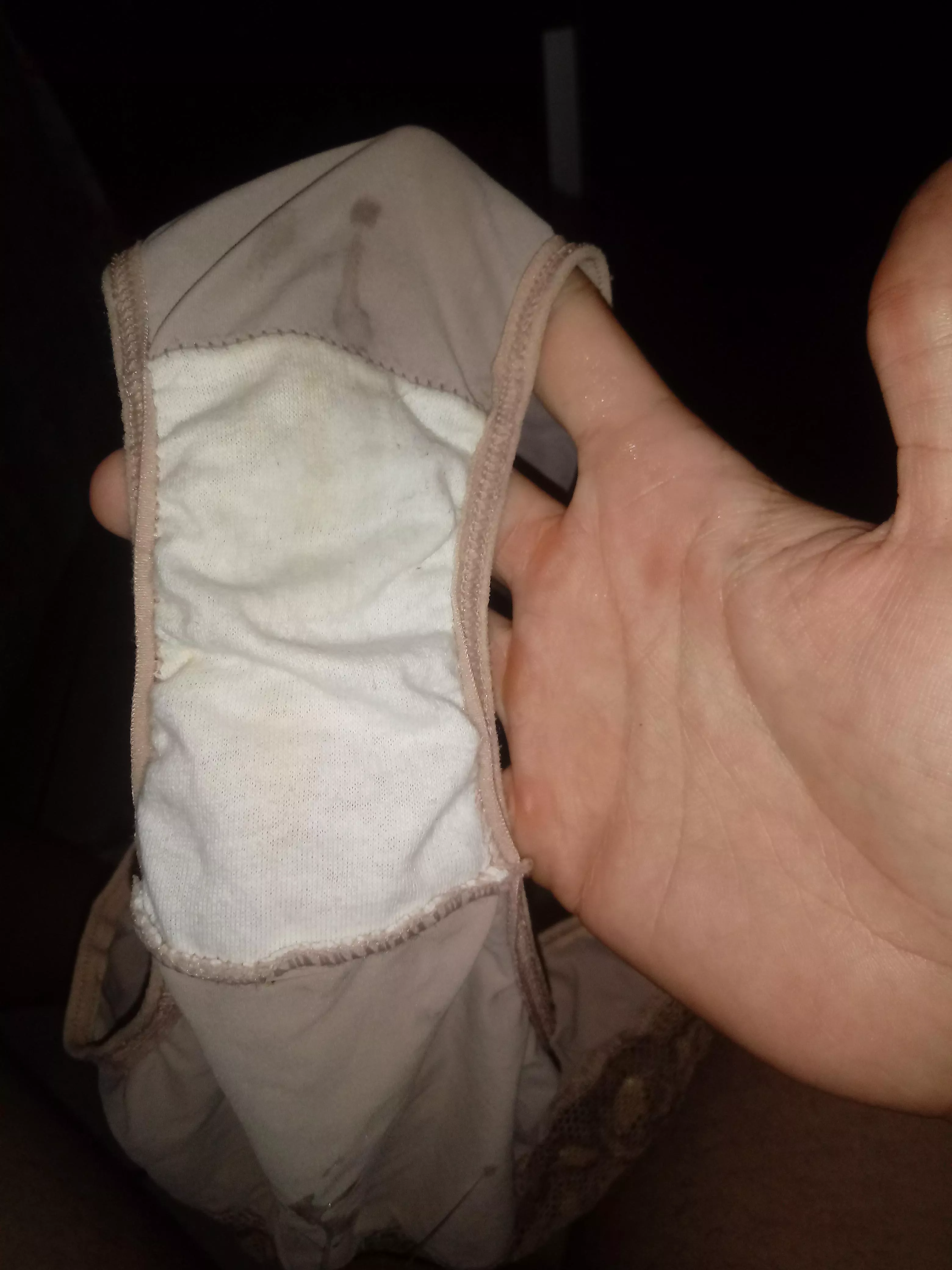 mom😋 posted by Necessary_Ad7313