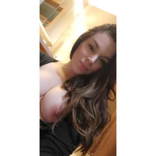 mommy felt pretty today 🥰 by milf_era