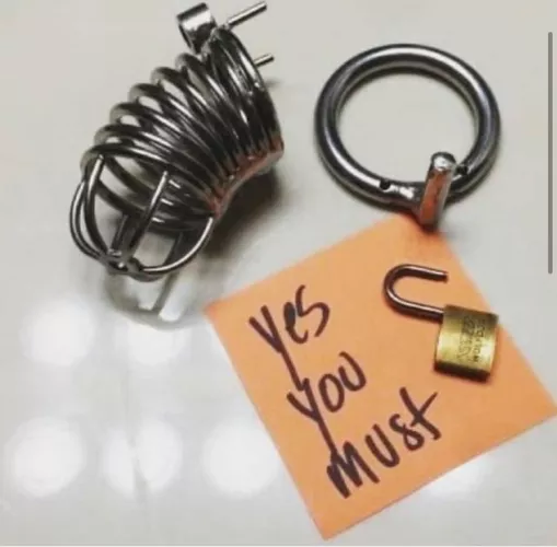 Mommy keyholder seek for submissive cage cumslut sissy girly girl to always get her clitty locked in cage and be keyholder mommy to finally explore the full lifestyle in for midnight task. K.I.k: Domgreag by Kellen_whutacre