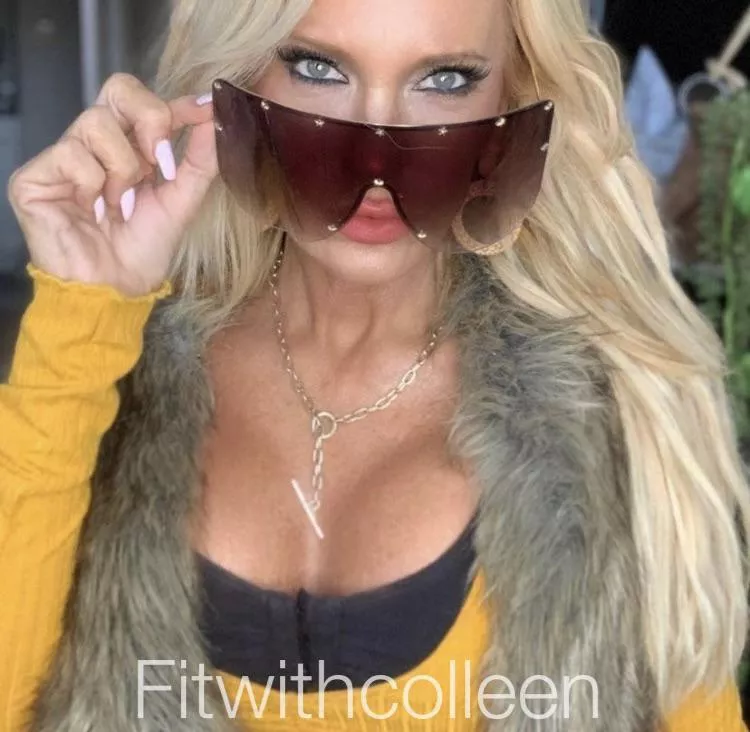 Mommy loves you 💋❤️‍🔥😘🔥 posted by Newt_Glass