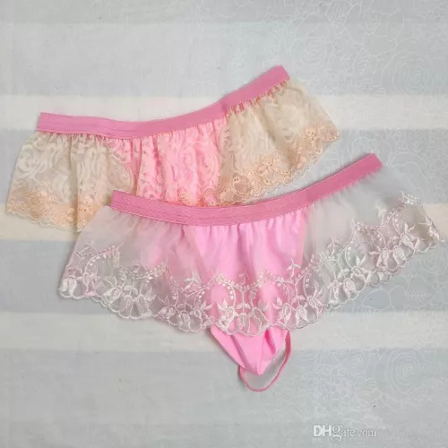 Mommy seek for night sissy faggot used toys cumslut to explore the full bdsm lifestyle in, hit me up on k.I.k: Domgreag by Kellen_whutacre