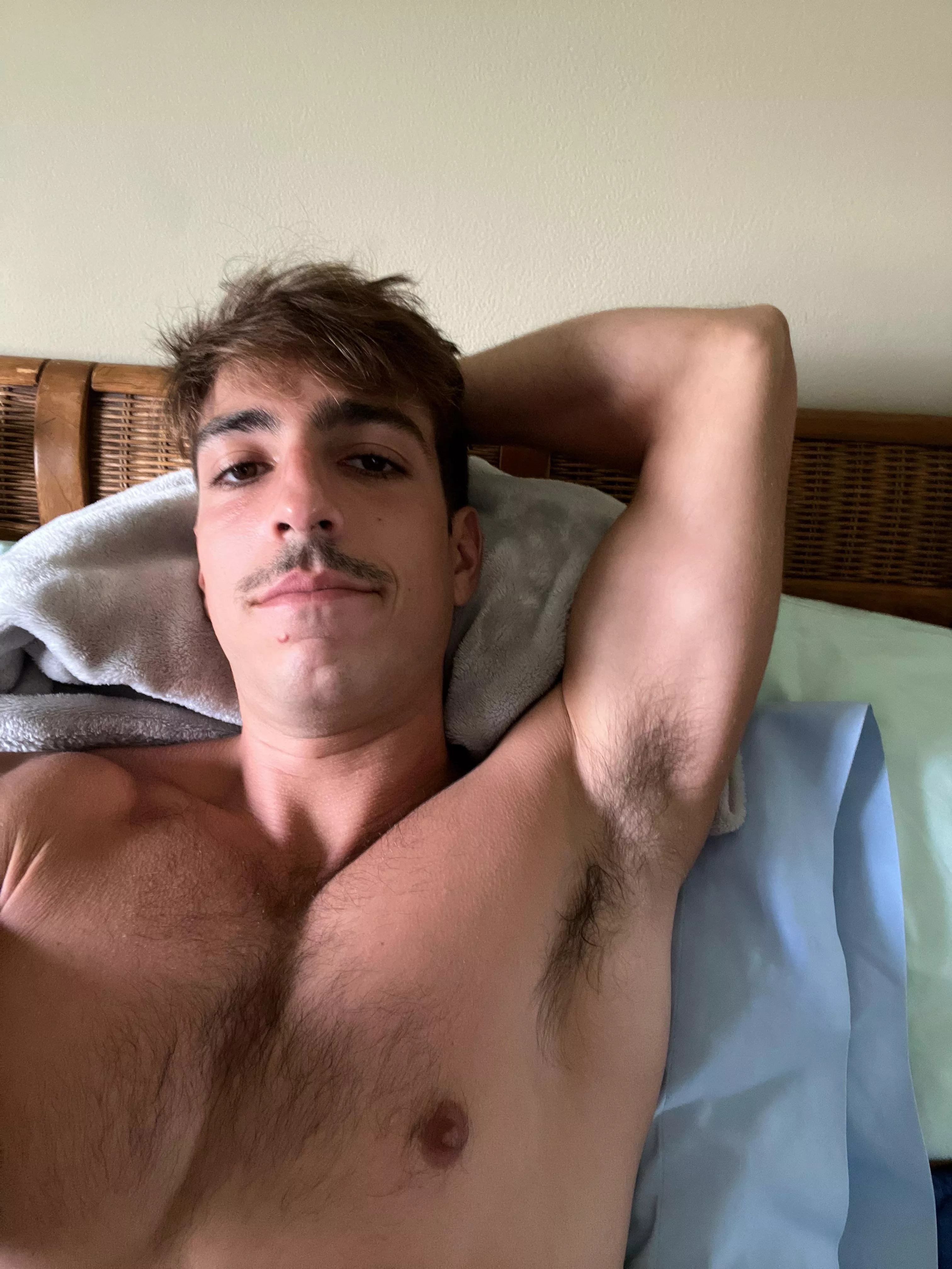 Monday pits😈 posted by Yogaboy92