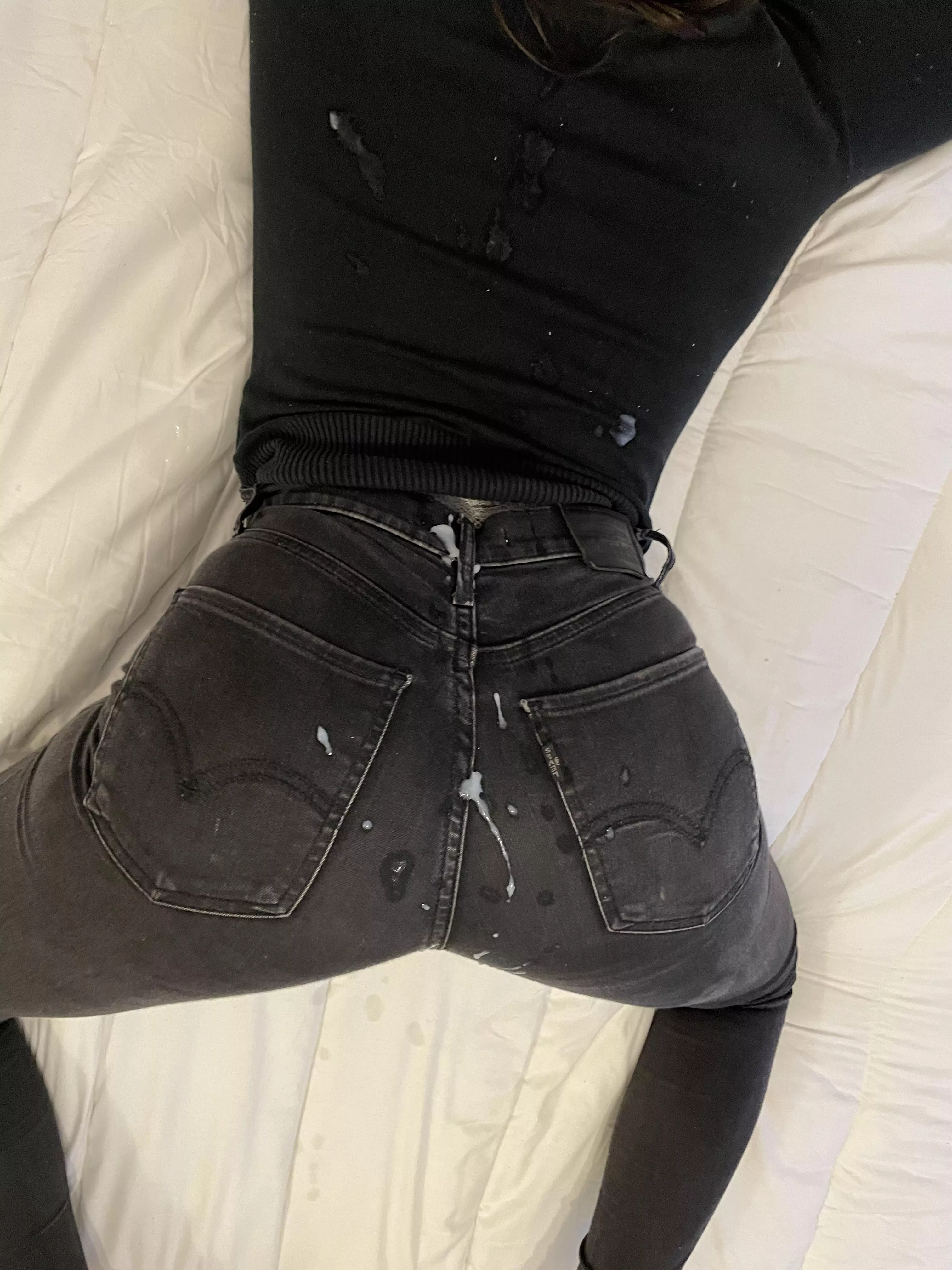 Mondays aren’t so bad posted by tangentomycurves