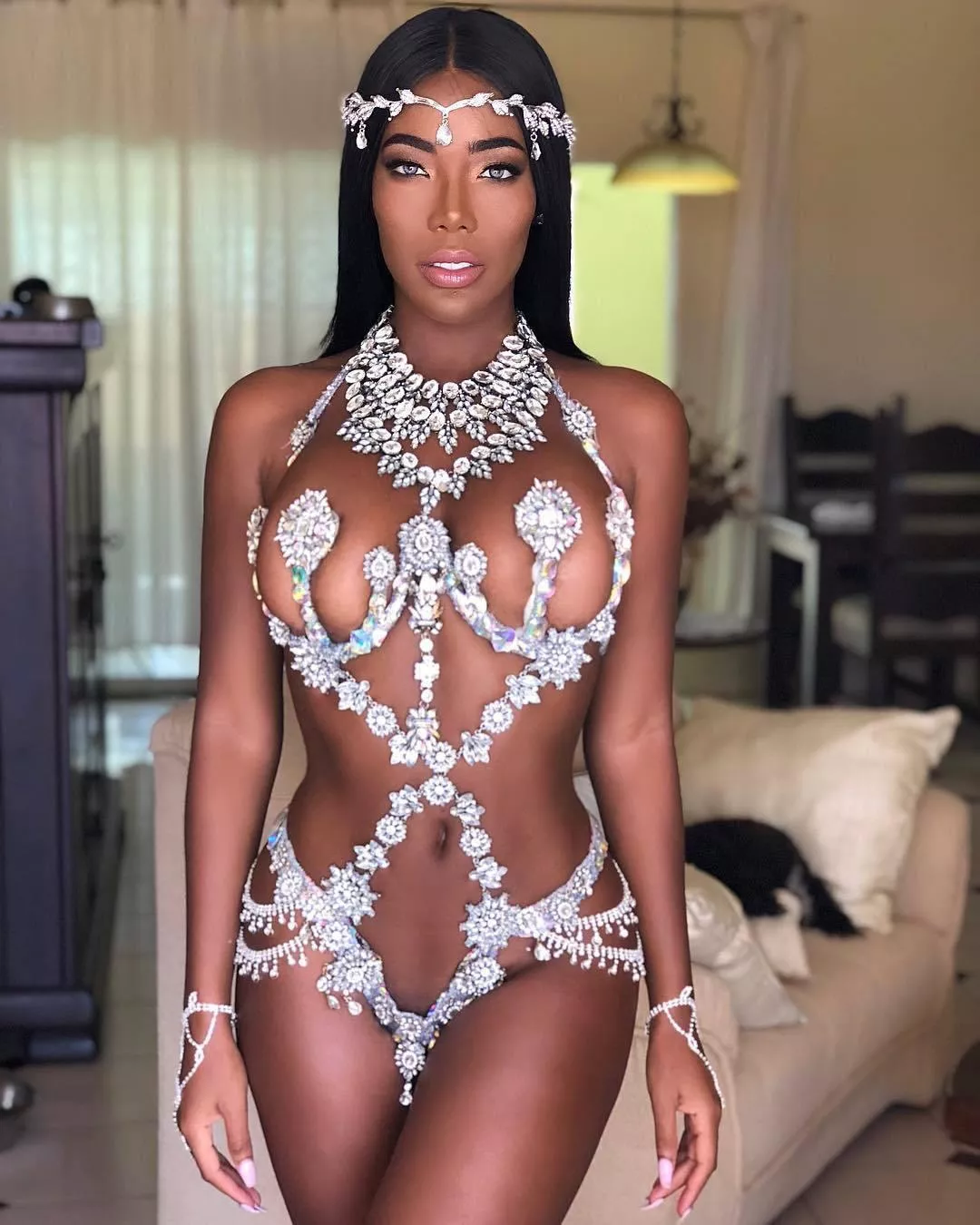 Monifa Jansen posted by 0rangeeAppeal