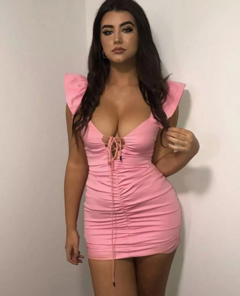 Moody hangers 🤣 posted by WankersParadise