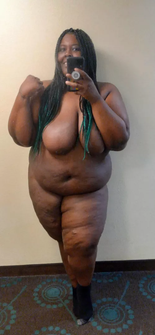 More full body pics, yes? by rivers_0f_g0re