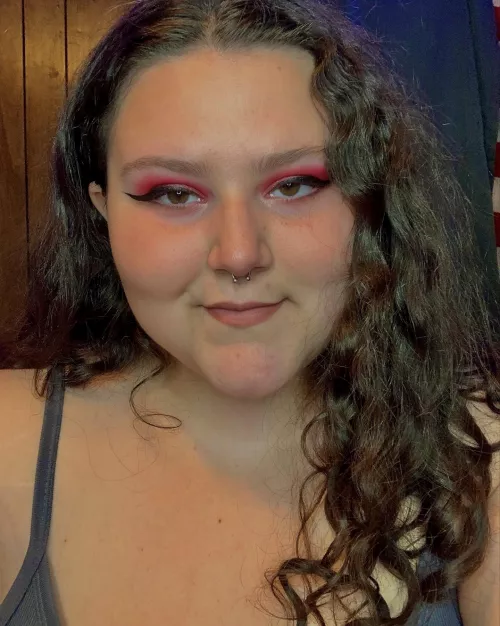 more than just a pretty face 😛✌🏻 by spicyisjade20