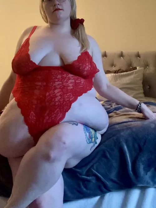 ✨More to love… wanna join me in bed? 😈💖🔗👀👇🏻 by Glitterygirl96