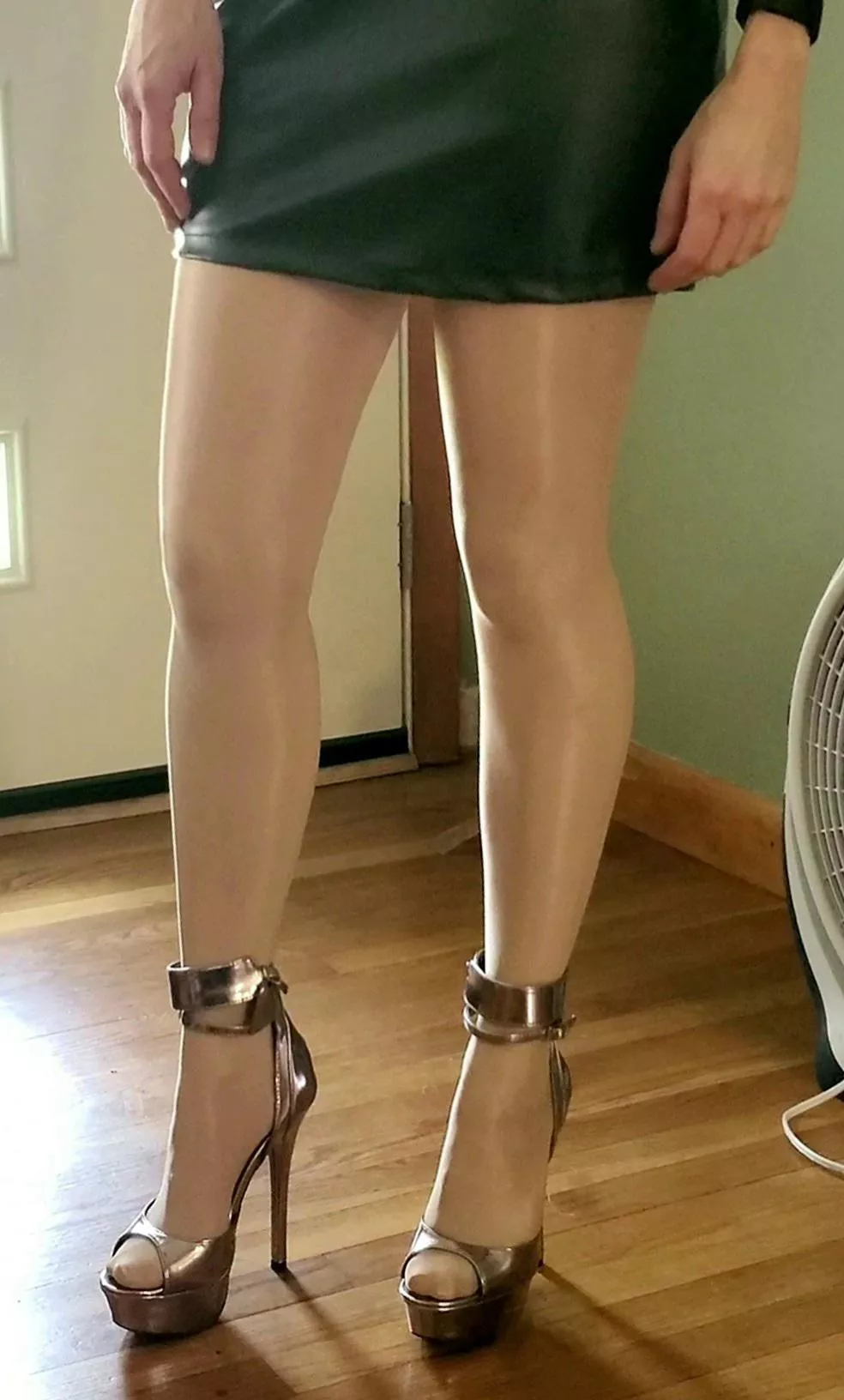 More wolford hoisery posted by leglover911