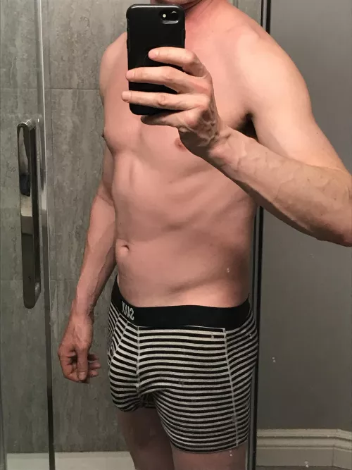 Morning bulge by logontolook