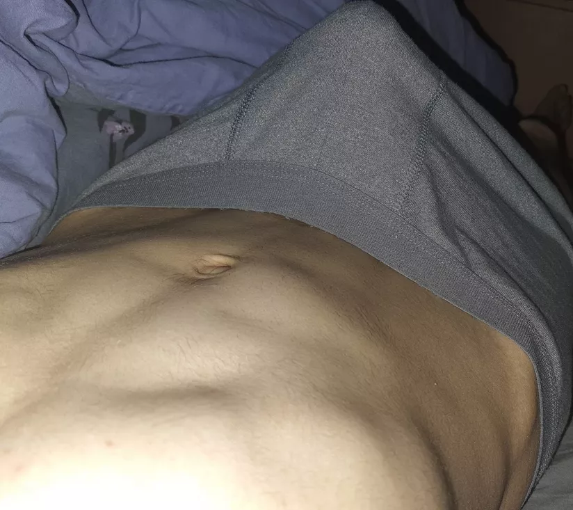 Morning bulge posted by MasterpieceNo6802