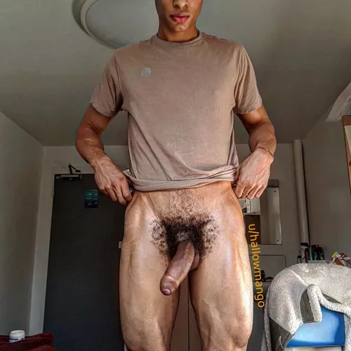 Morning from London 🔆 by hallowmango