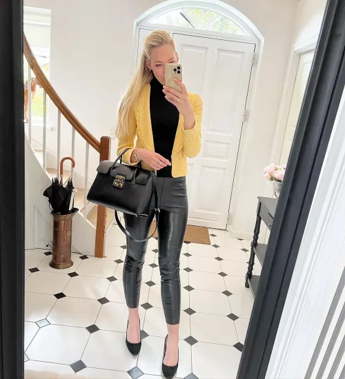 Morning Mirror Selfie by gooningaccount