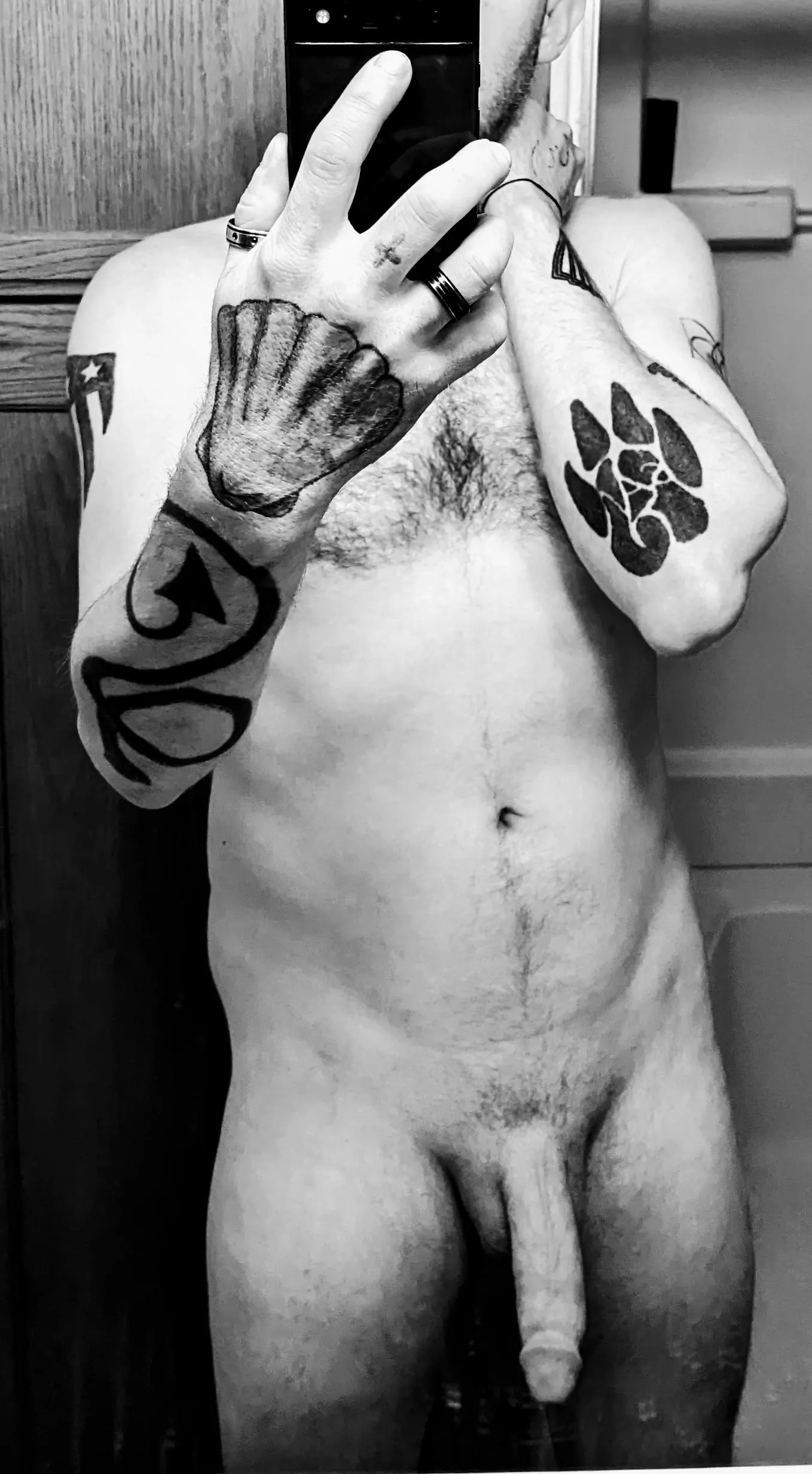 morning selfies. posted by joslezio85