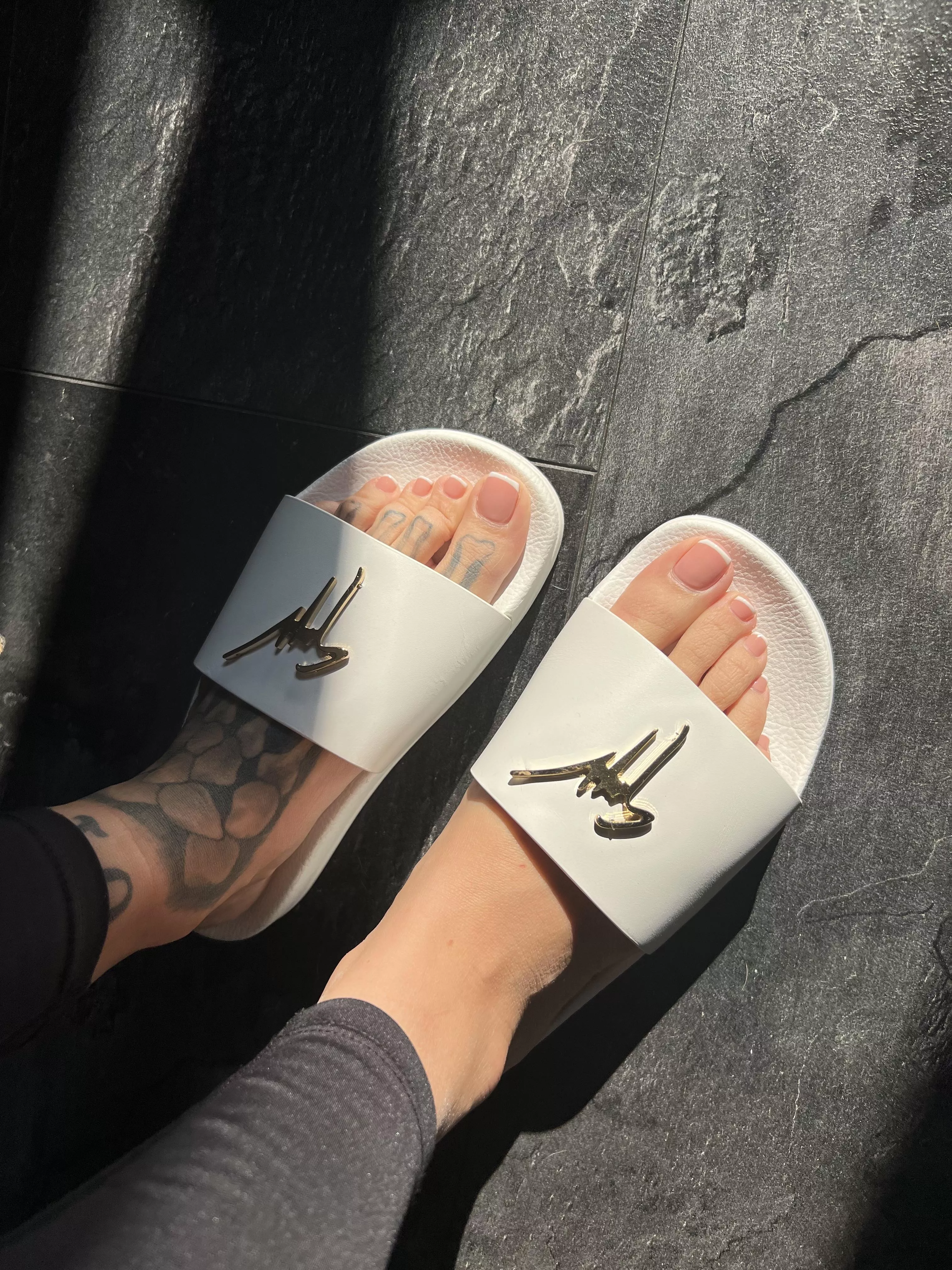 Morning wood and solf soles make the best combo, don't you agree? posted by OkTart1934