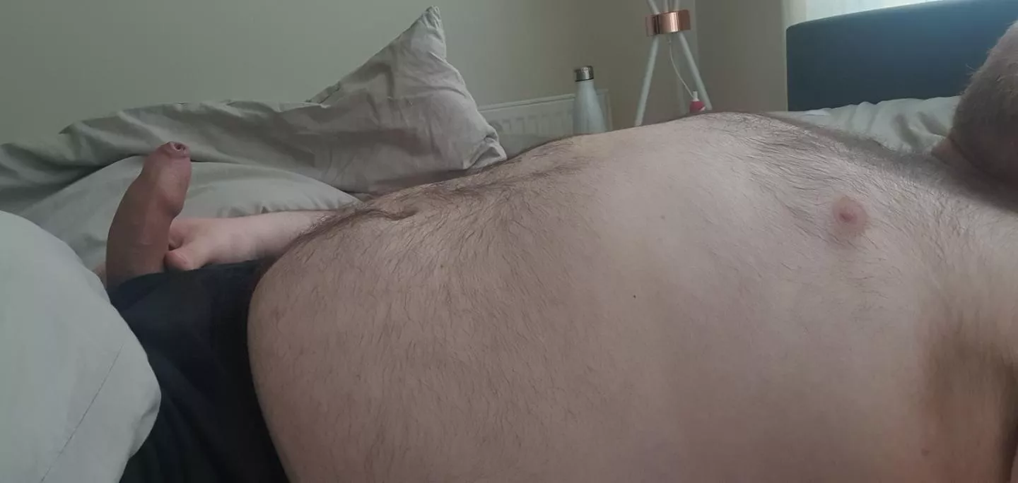 morning wood here 😈 any takers? posted by Kyberz_101