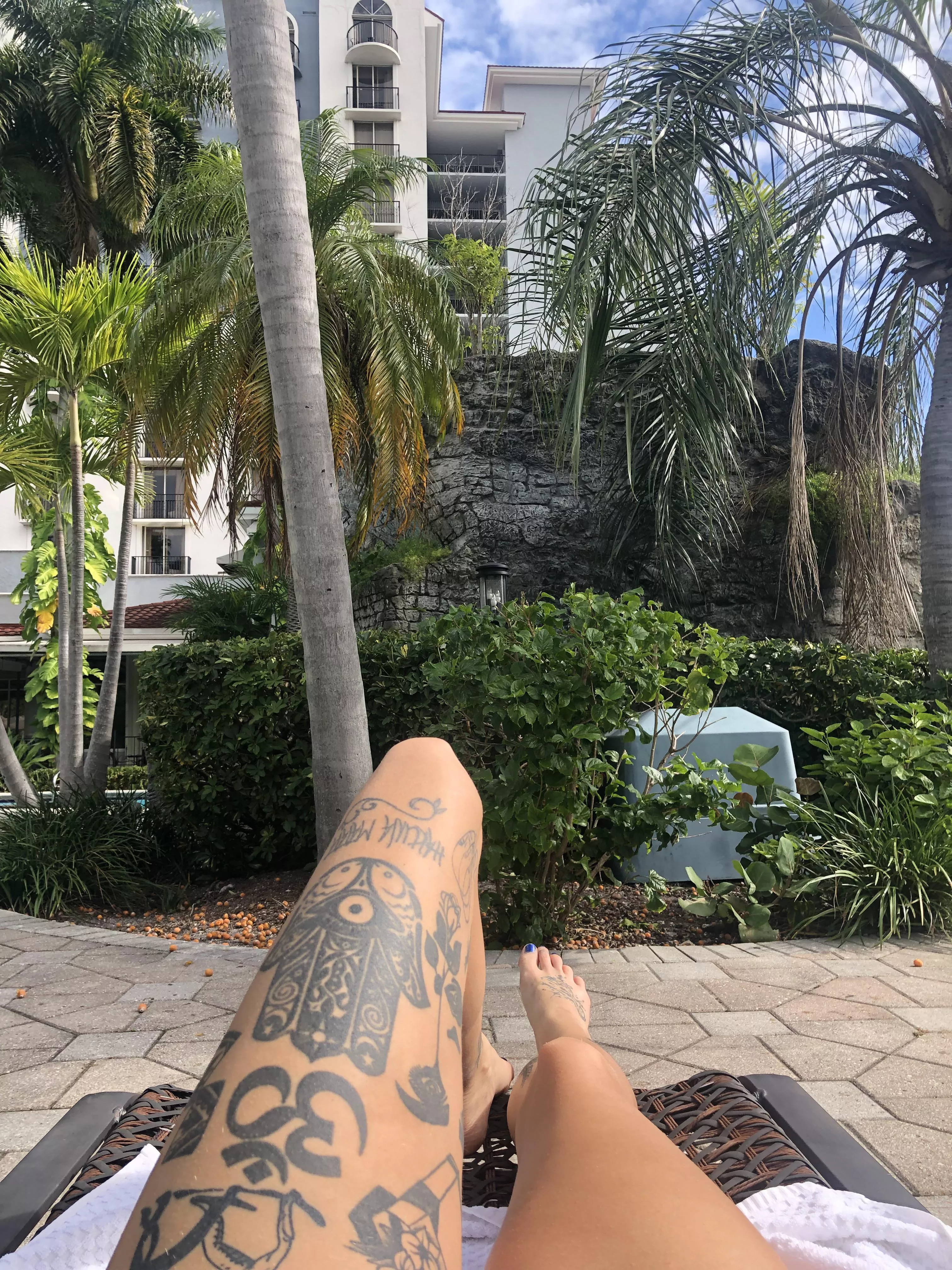 mornings by the pool posted by Tiaramayflower