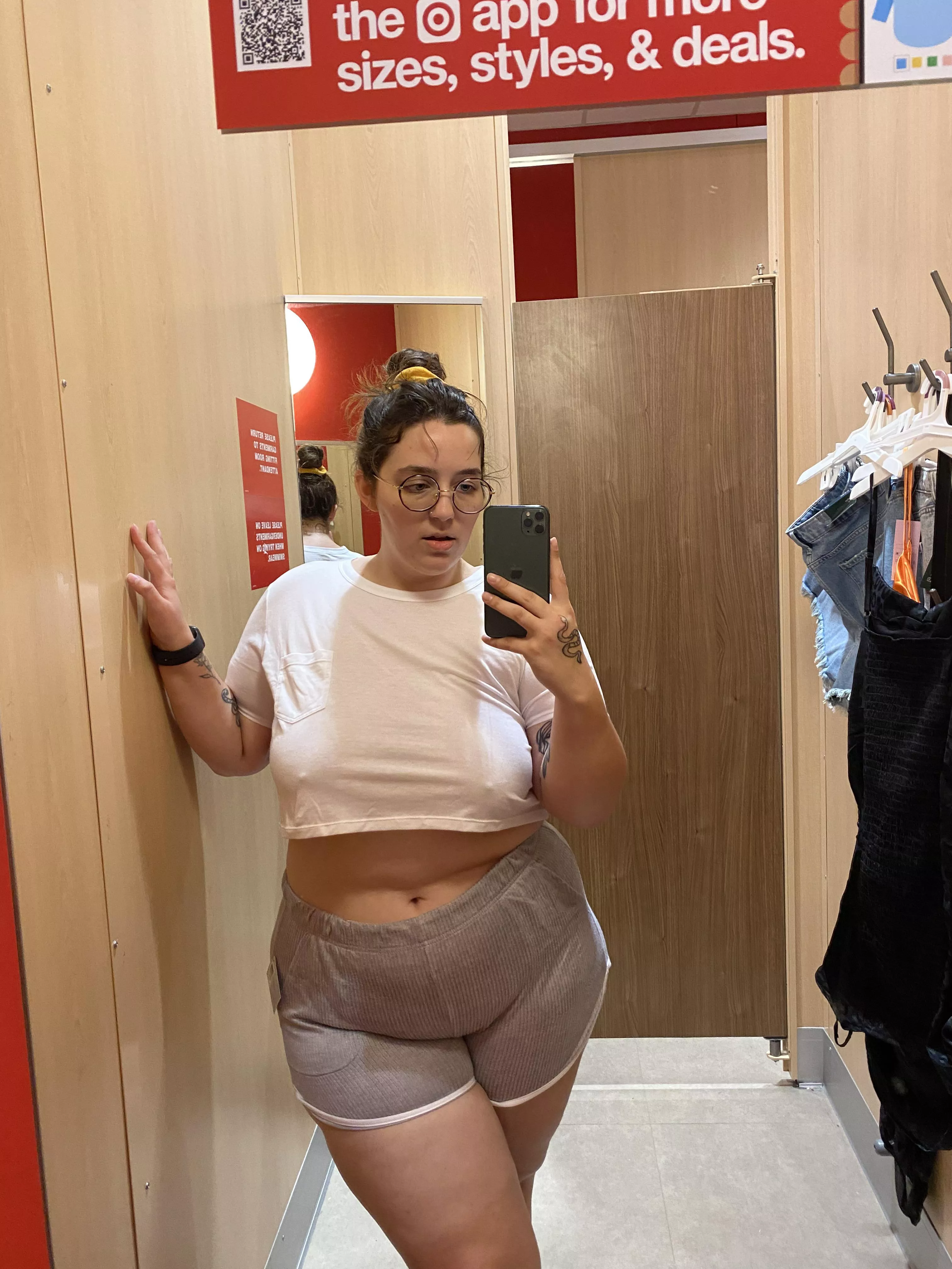 most clothes can’t even contain my curves 🙈 posted by sleepy-sofia