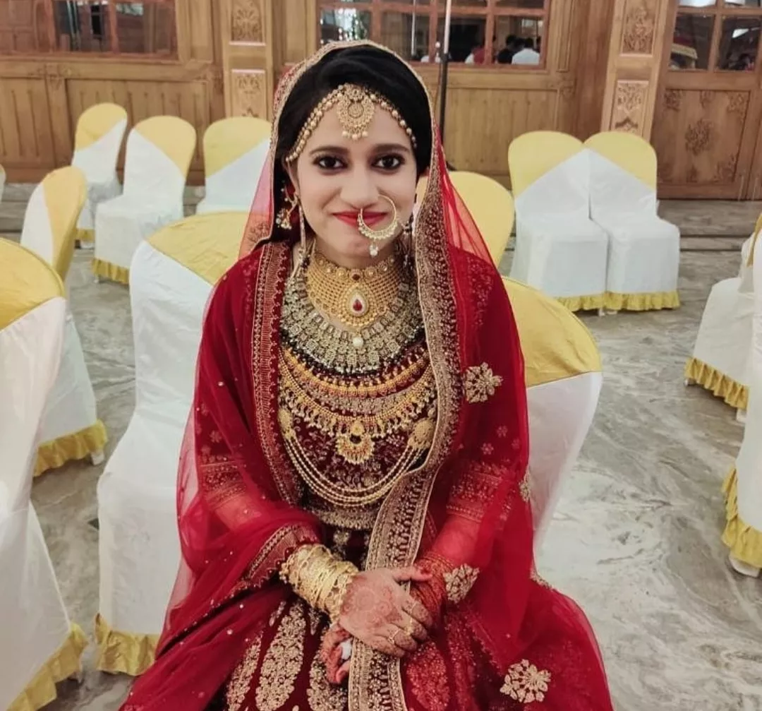 Muslim Bride ready for the job posted by CheapTemperature7484