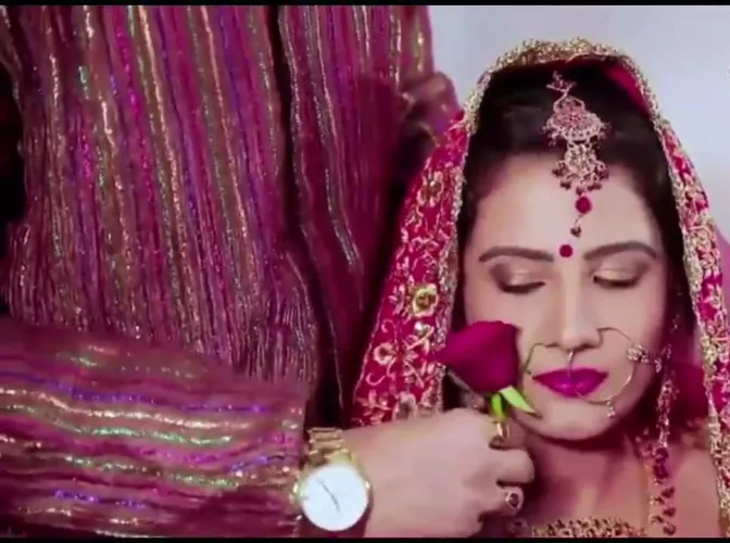 Must Watch - Super hot desi bride fucked on Suhagraat by ixxxhub