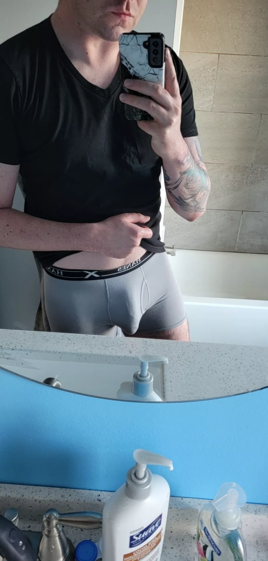 My 21yr old neighbor has great taste in unds, what do you think?? posted by Fun_Smoke2761