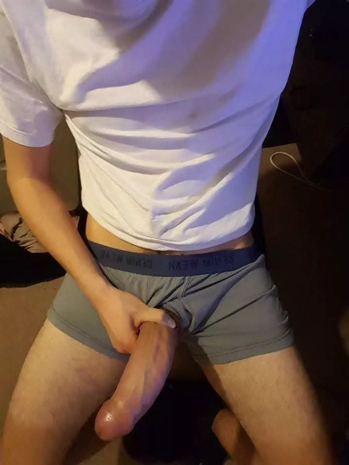 My 9 inches just slipped easily posted by jayyyyjmoo