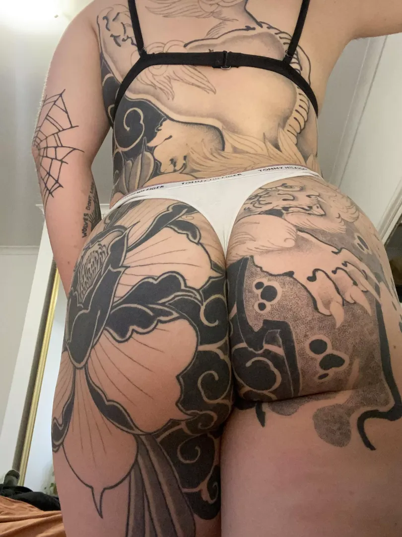 My ass absolutely swallows this tattoo 🍑🤦🏼‍♀️ by rachelx3005