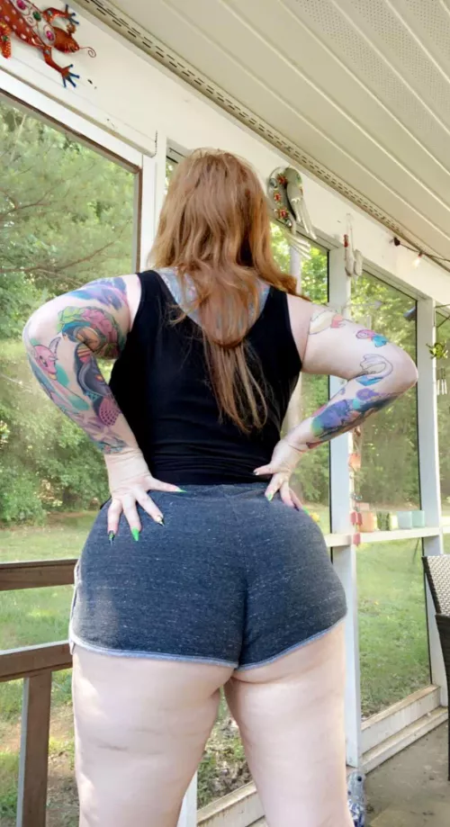 My ass is getting fatter! by Zebracakesxxx