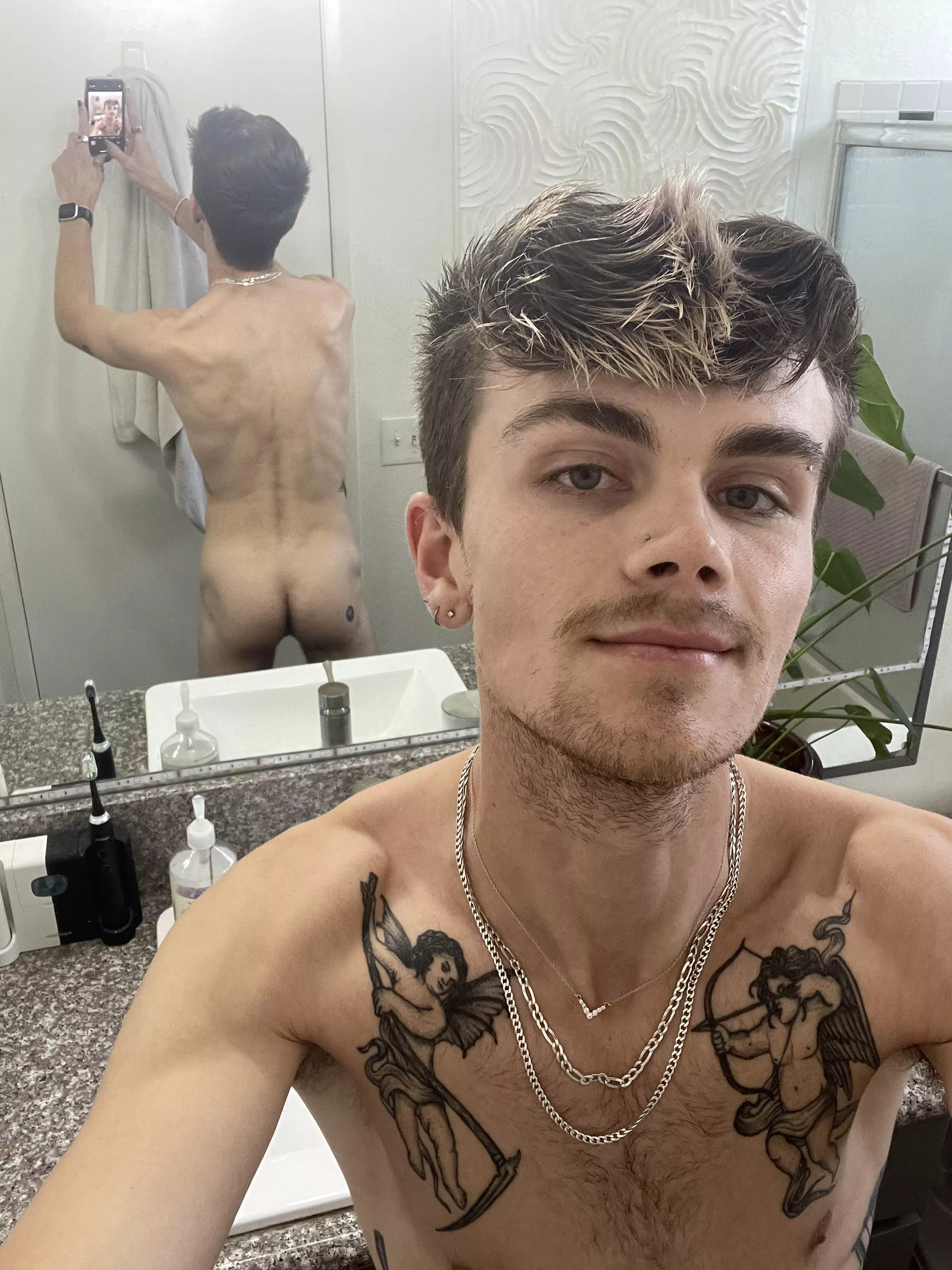 My ass is hungry posted by aceheartbreak