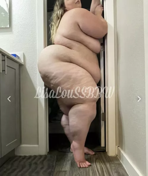 My ass is monstrous and I can’t stop staring at it by LisaLouSSBBW