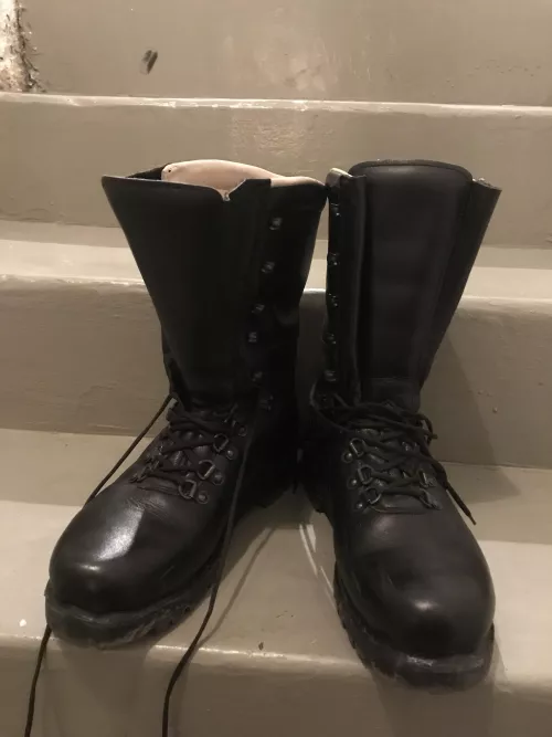 My Austrian army Feldschuhe schwer by NotTheBestAsbestos