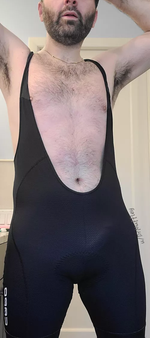 My belly used to hang out, now it's gone. Does this still qualify as a dad bod? (39) by DrMuffley