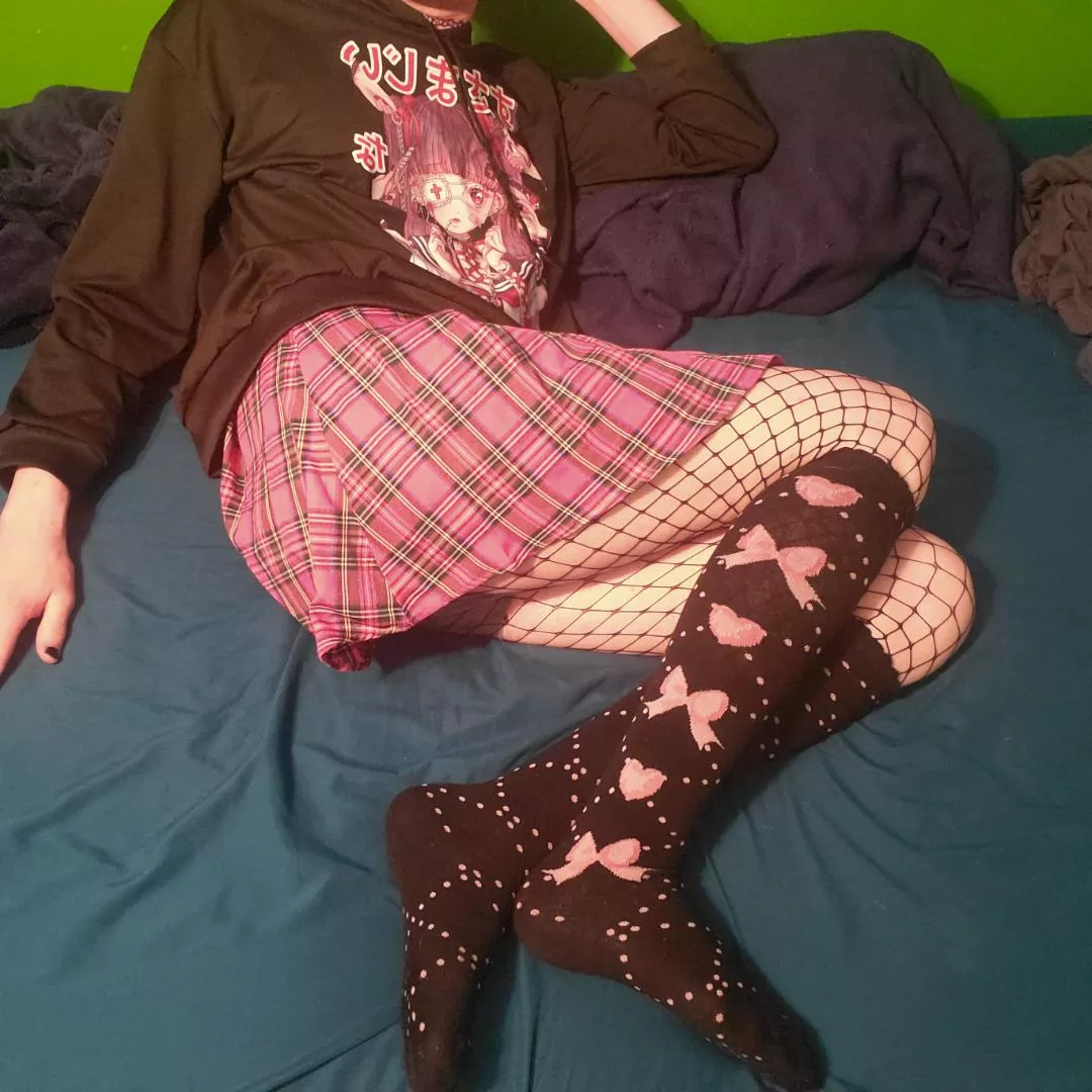 my best friend saw me in a skirt today :) posted by Moist_Investigator90