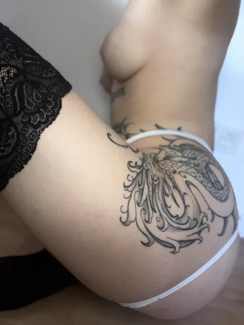 My body in action on onlyfans ❤️ link below by bunnyclydee