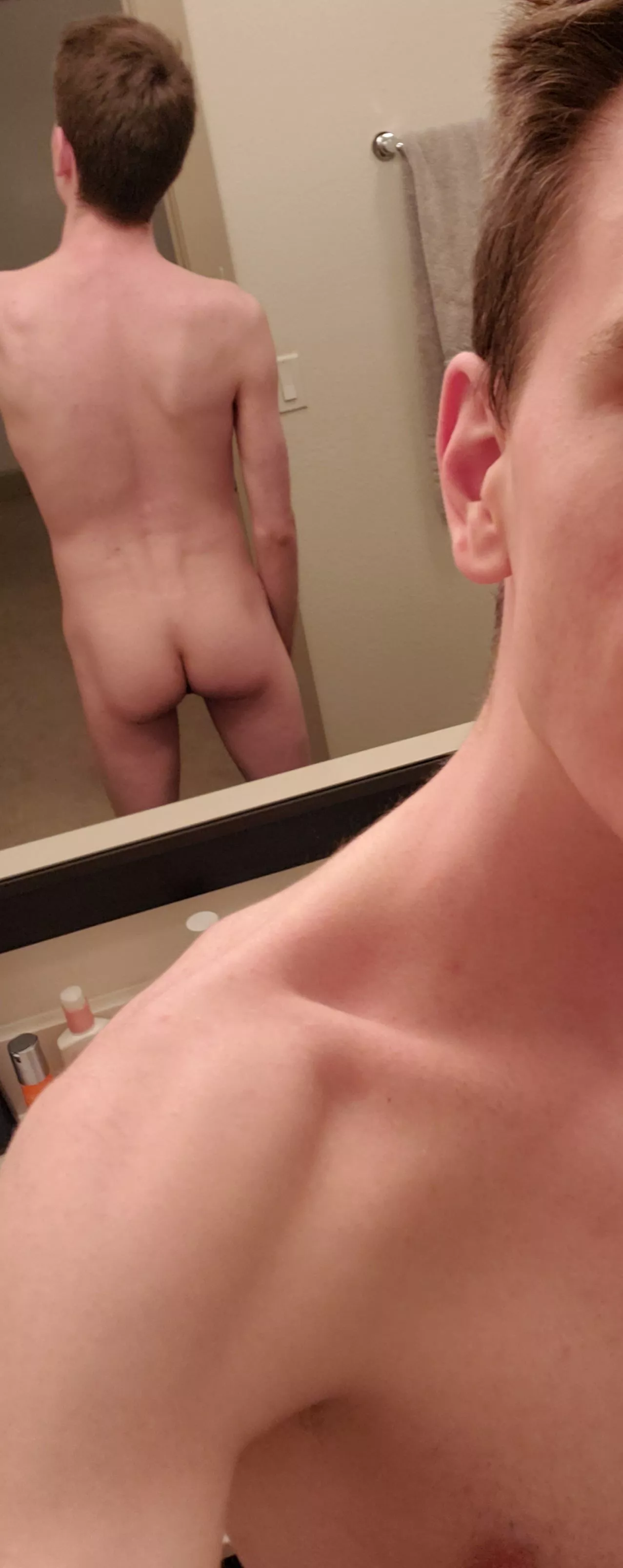 My boxy, dumb ass is back on grindr posted by data_engiqueer