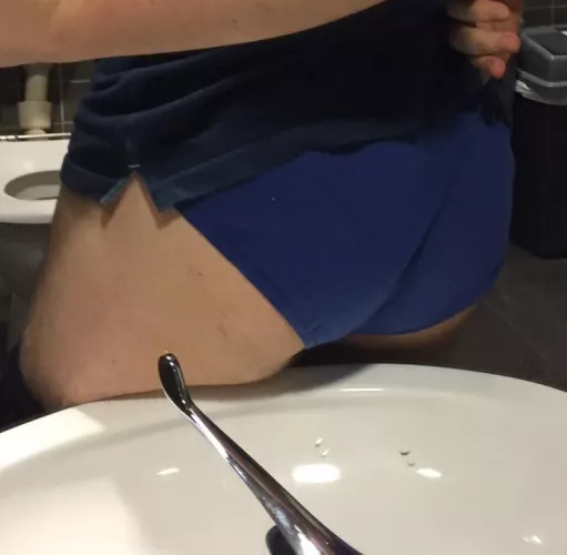 My butt in my new undies by micki333