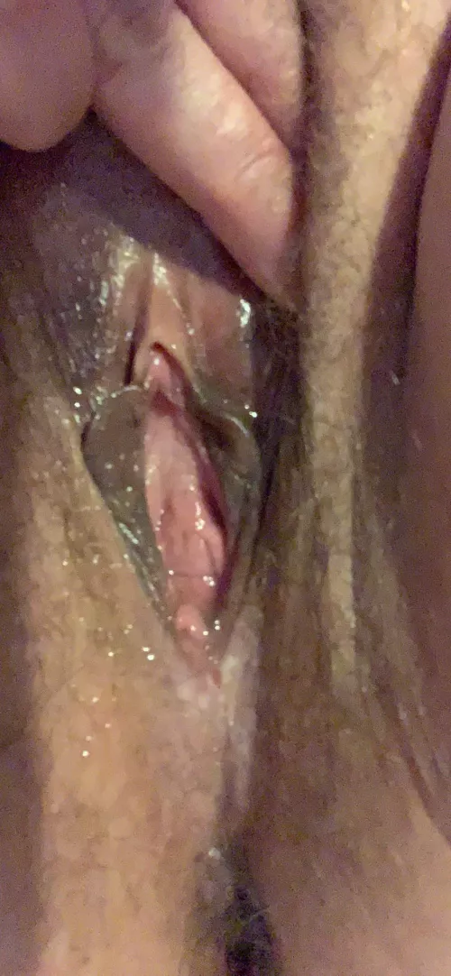 My clit is very needy who’s gonna give it the attention it so much needs!!!! by Upbeat_Match5591