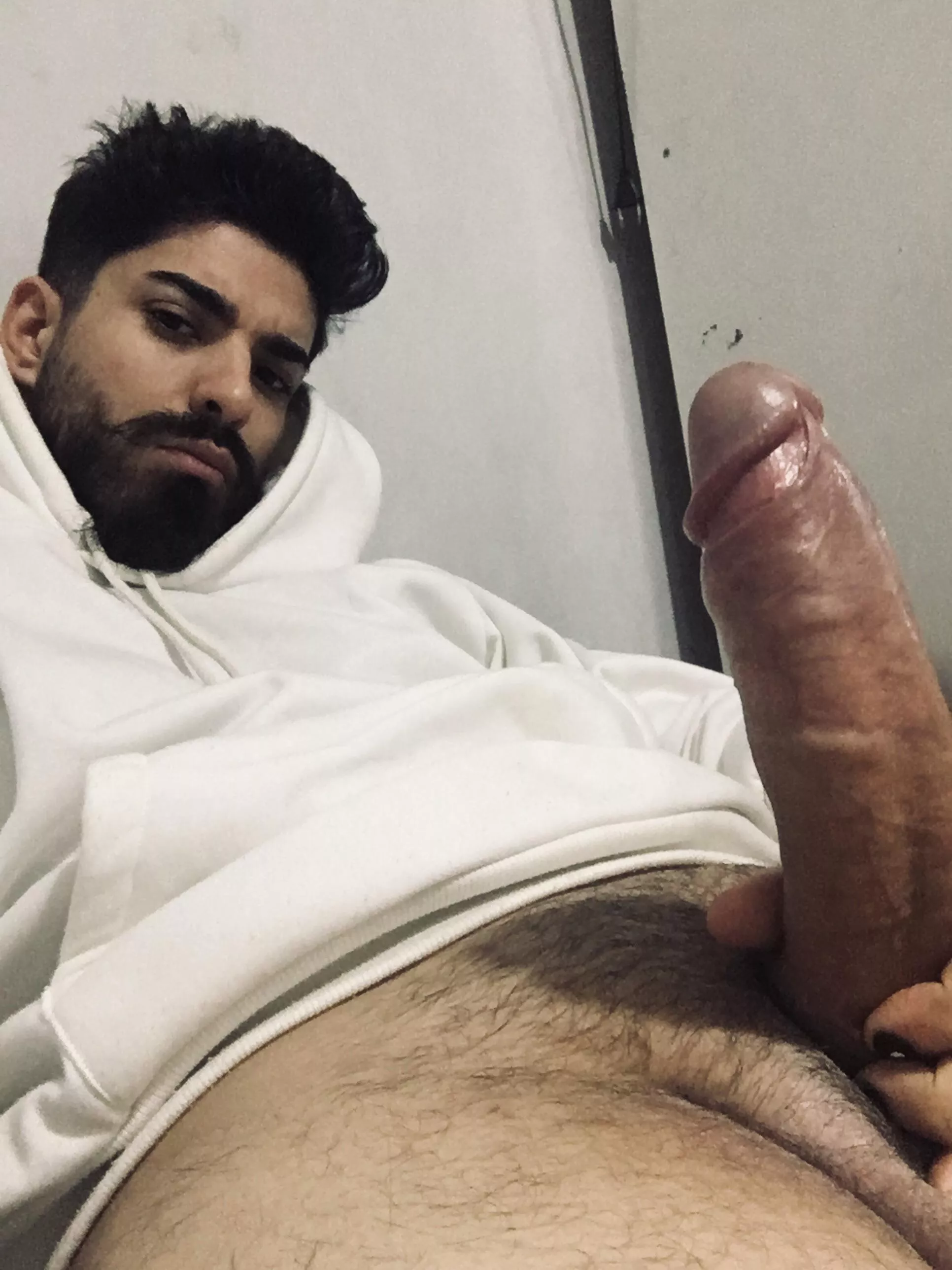 my cock is hot, and there are videos that show it😈 posted by Billy_coxxx