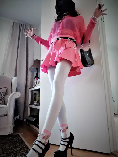 My collection of pink clothes is getting bigger and bigger 🎀💗 by ShadowPrincessN7