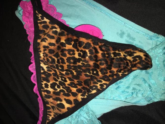 My cousins Leopard printed thongs are my favorite to stroke to and cum on.. their just soaked from me edging for past hour😈 by indigenousmakaveli