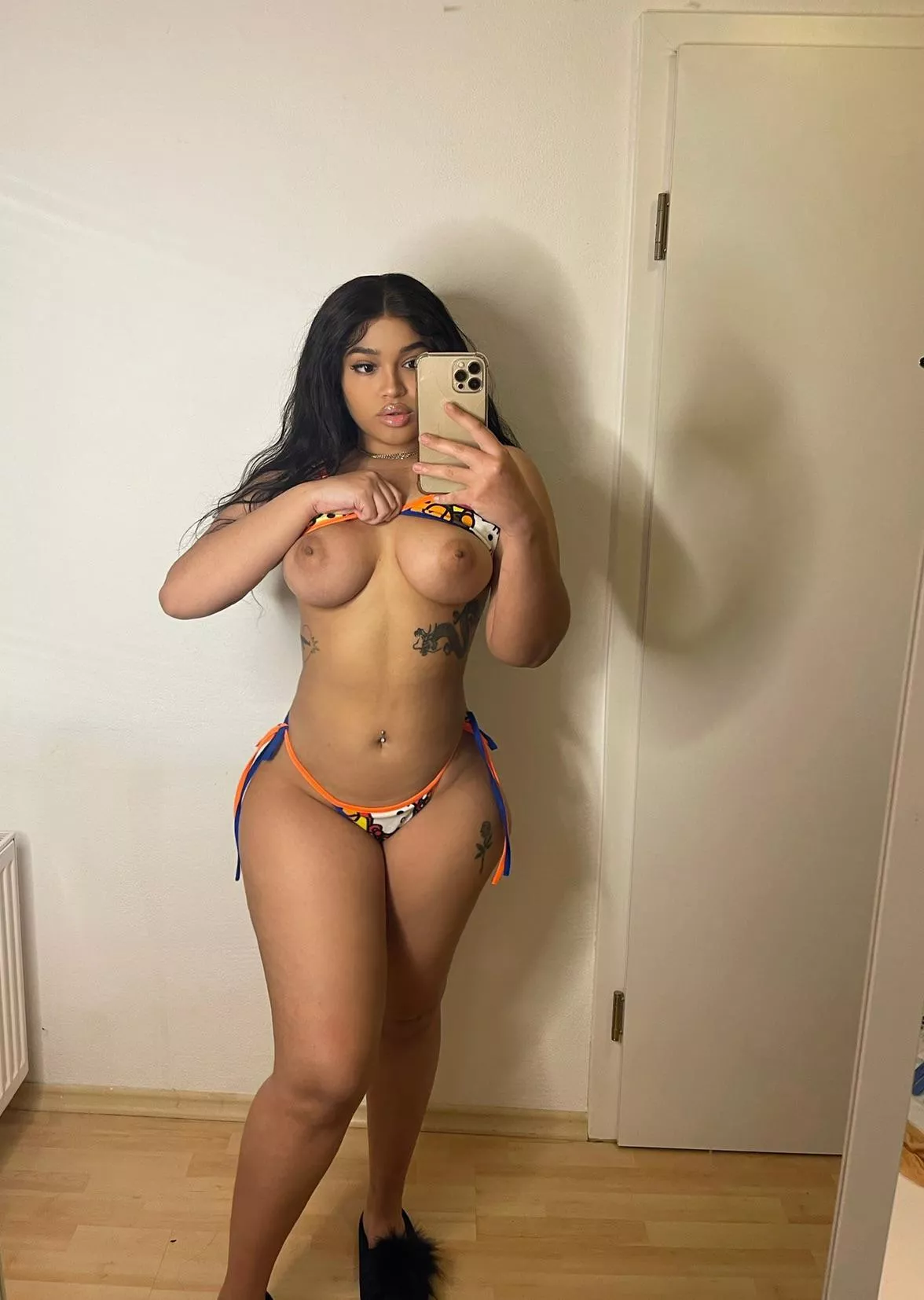 My curves look great when you look from the bottom posted by megamindschild