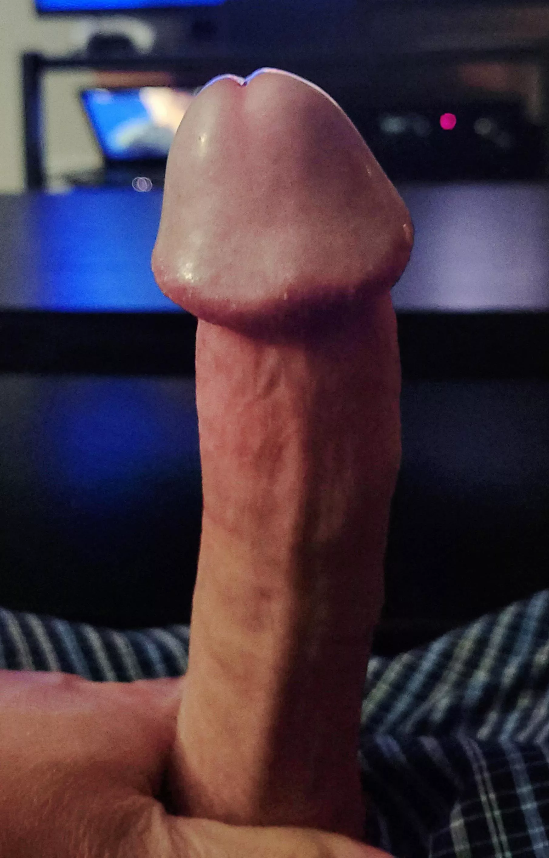 My cut cock needs a milking posted by redgreeme99